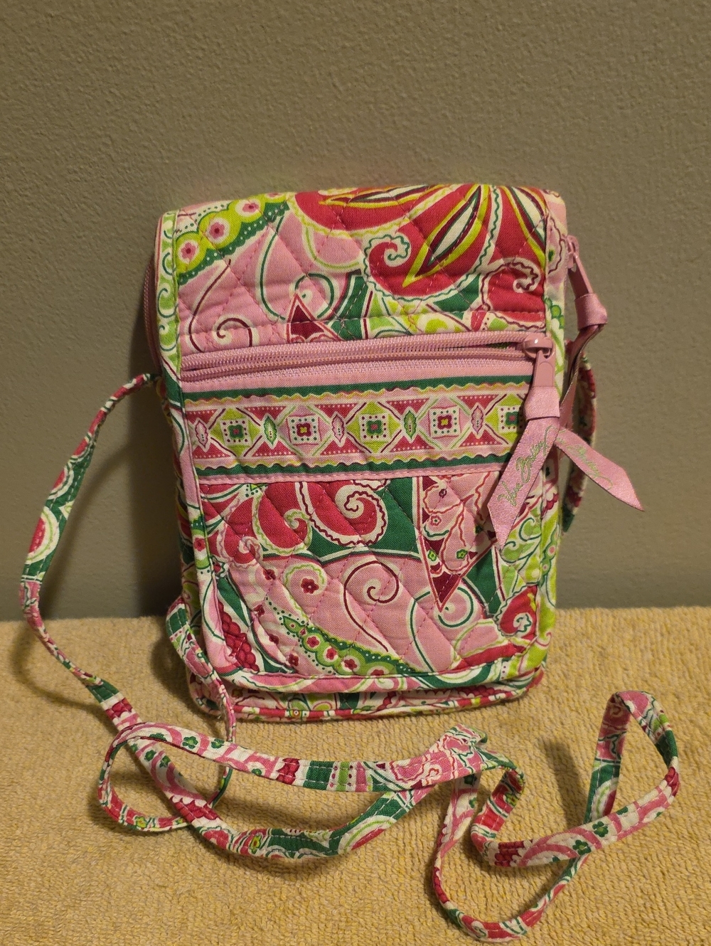 Vera Bradley - Quilted Paisley Crossbody Bag - Inv.529